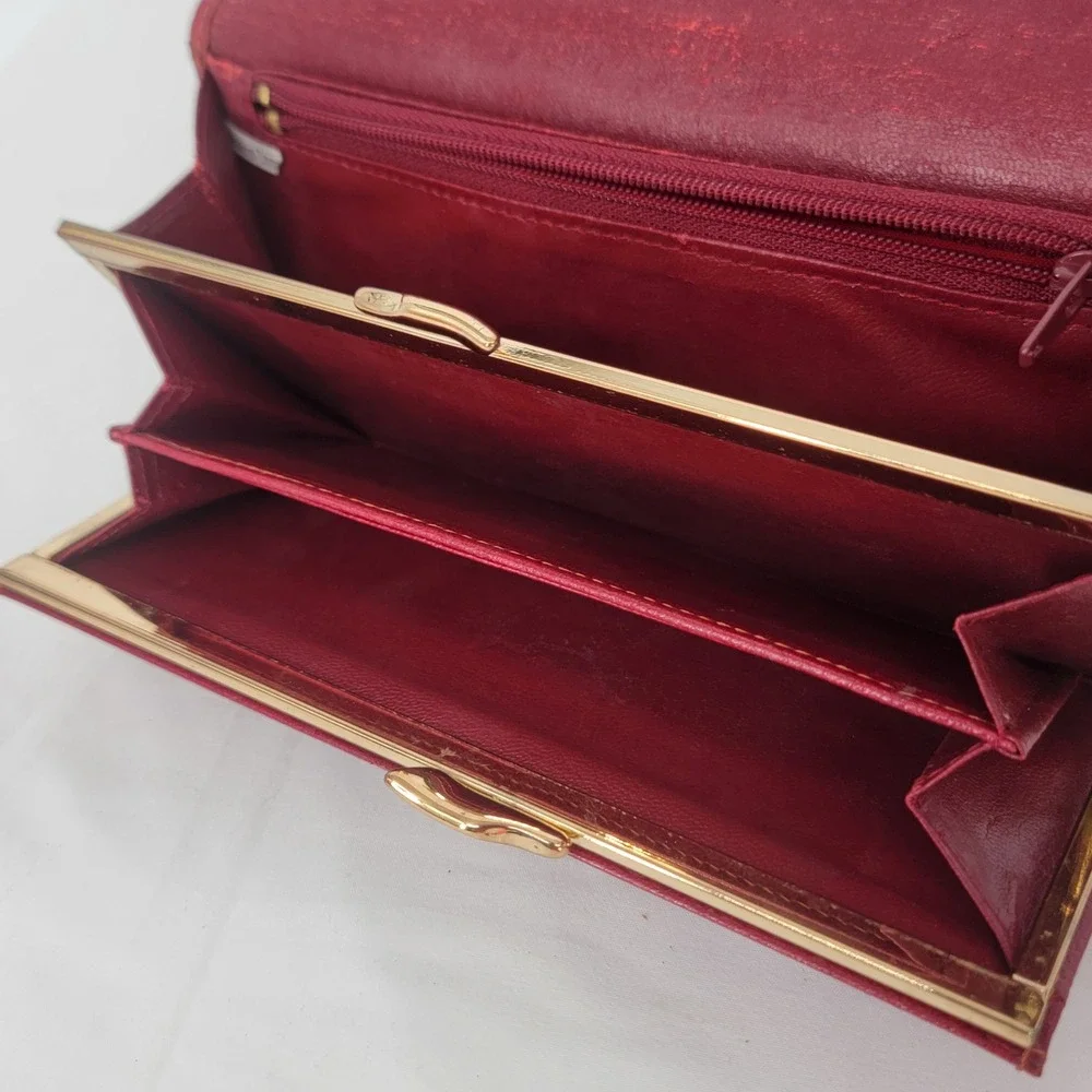 Valentino Pasini Red Leather Long Kiss Lock Wallet Gold Tone Hardware